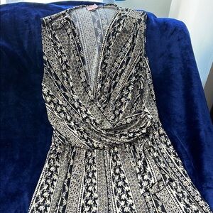 Connected Apparel Black and White Sheath Jumpsuit